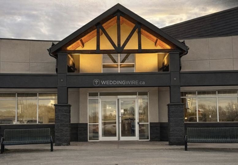 Bearspaw Lifestyle Centre