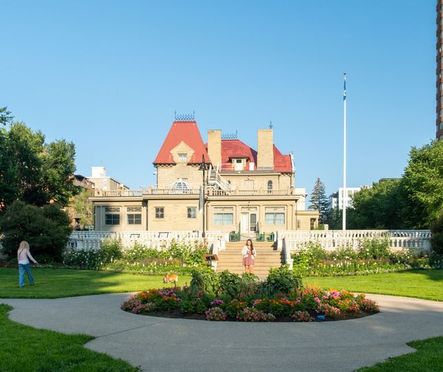 Lougheed House