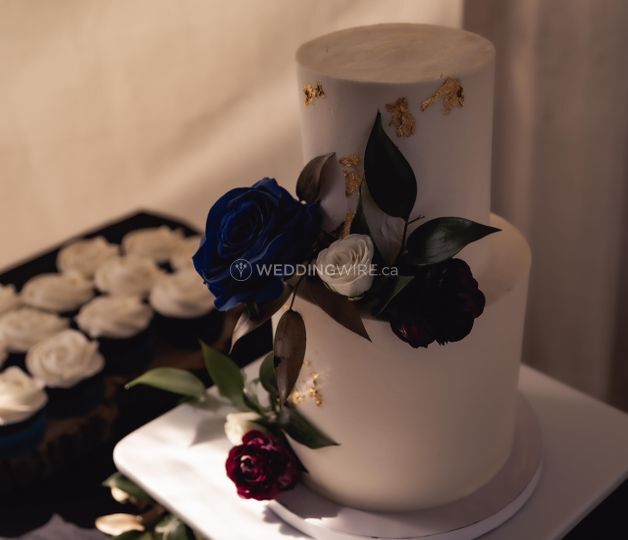 Indulge Cafe and Bakery