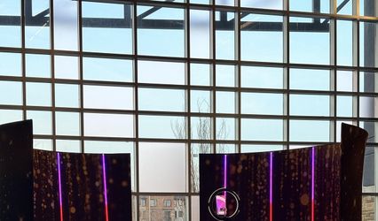 360 Bloom Events - 360 Video Booth Rental