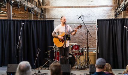 Logan Straub Music