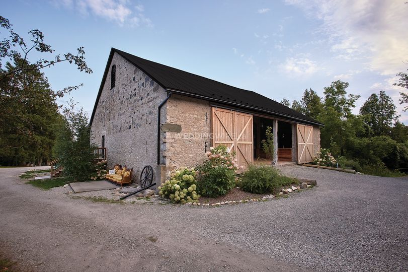 The Fieldstone Barn