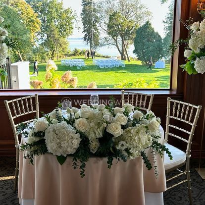 Le Rouge Fleuriste et Cadeaux