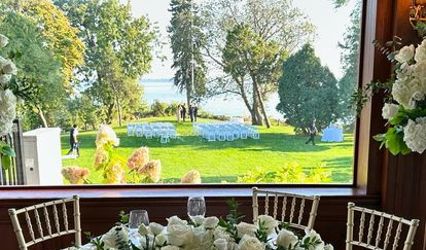 Le Rouge Fleuriste et Cadeaux