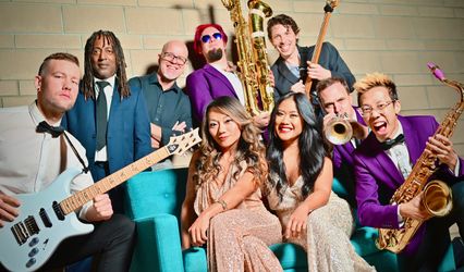 The Phonix Dance Band