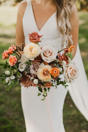 LOTTA FLOWERS.CA