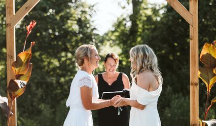 Julie Connolly Weddings