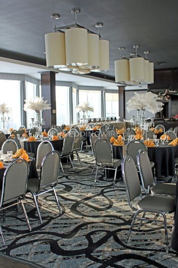 Holiday Inn Express Edmonton Downtown - 