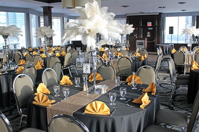 Holiday Inn Express Edmonton Downtown - 