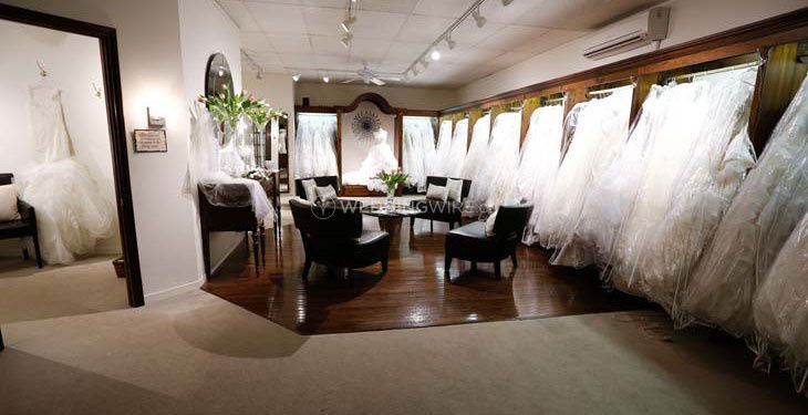 Moments Bridal & Formals