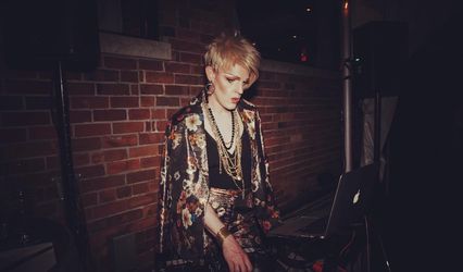 Drag Queen DJ