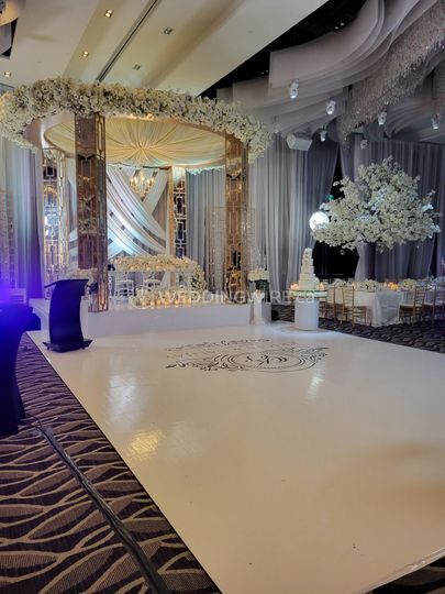 Luxe Convention Centre