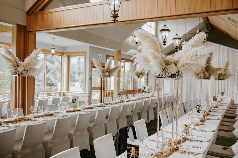 Oak and Willow Florist