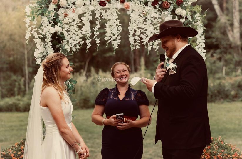 Bridging the Gap Ministries, Wedding Officiant - Krystal Bond