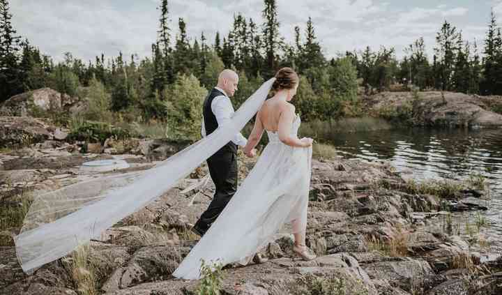 Northwest Territories Wedding Photography Reviews For 5 Photographers