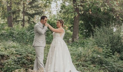 Deb McNeil Photography