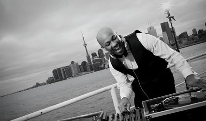DJ XL