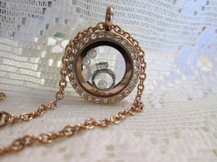 Christine Benko - South Hill Designs Ind. Artist