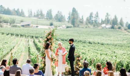 Celebrant Alison Moore