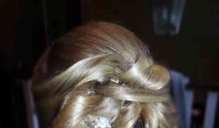 Angel Hair Designs Hair North York Weddingwire Ca