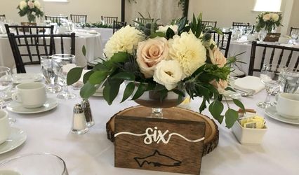 Lilacs and Lilies Events and Decor