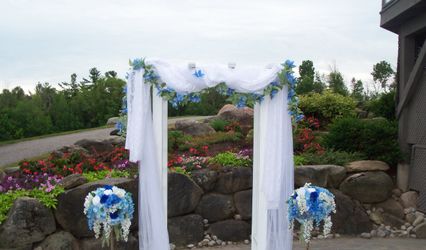 Mandys Floral and Wedding Designs