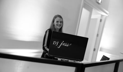 DJ JESS Weddings, Karaoke & Community Music