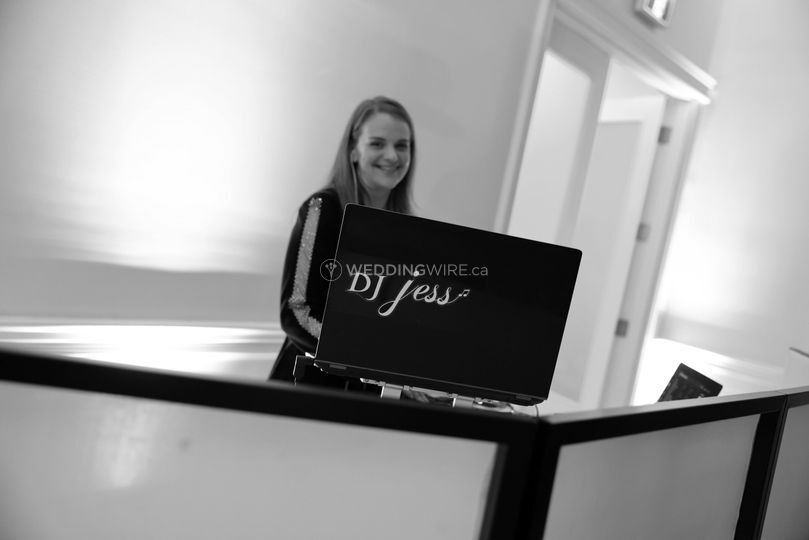 DJ JESS Weddings, Karaoke & Community Music