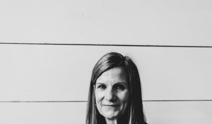 Lori Anne McNulty - Wedding officiant