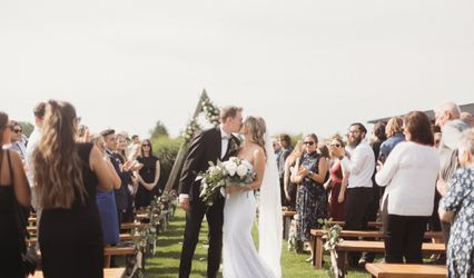 Widder Station Golf, Grill & Taphouse