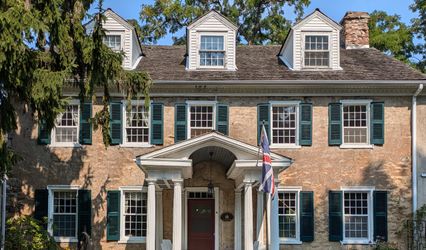 Nelles Manor