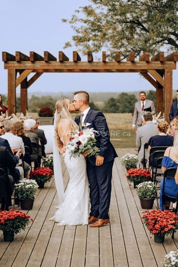 Meant2Be Weddings + Events