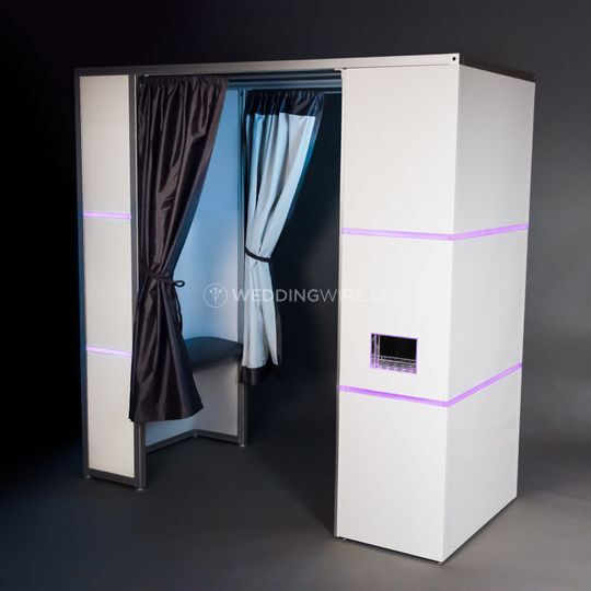 Photo Booths by Borsellino Photography