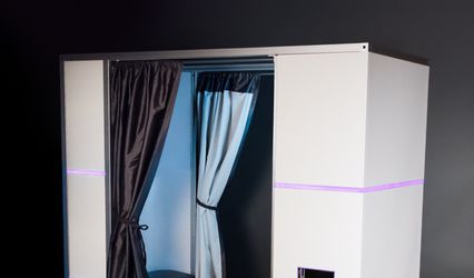 Photo Booths by Borsellino Photography