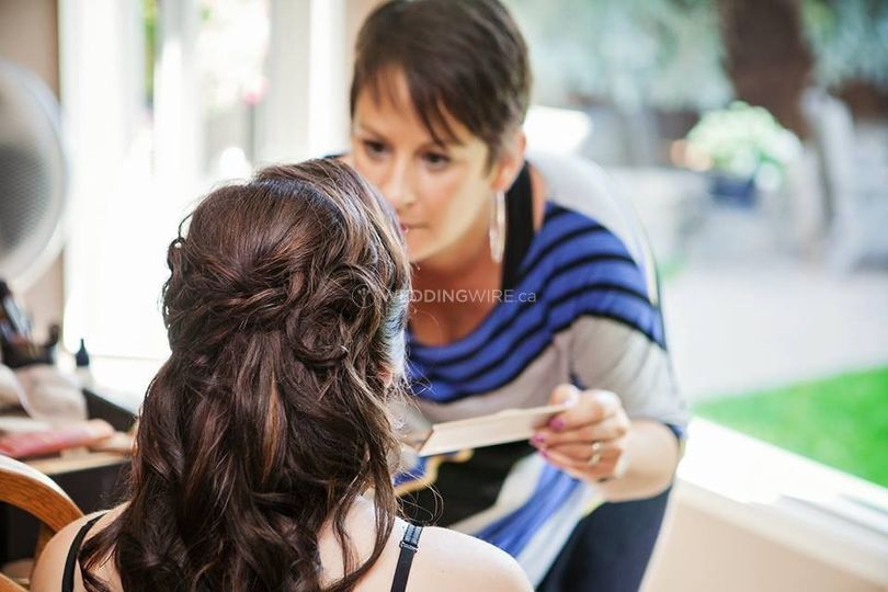 Melissa Bell Makeup Artistry and Spray Tanning