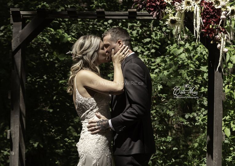 Pondarosa Elopements