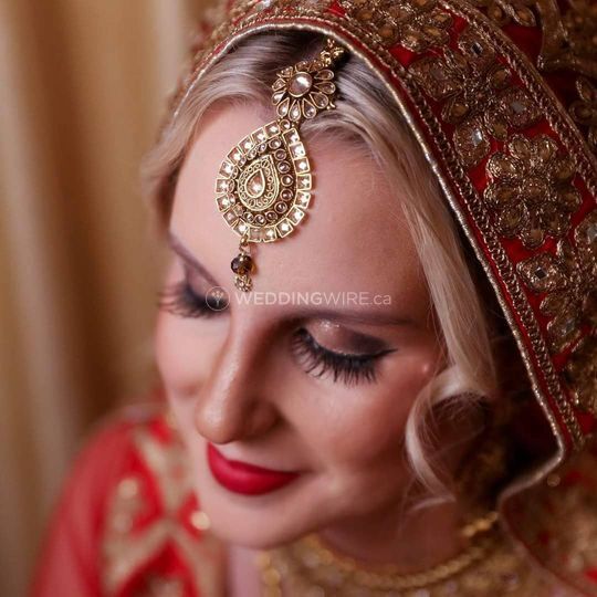 Signature by Saira Rahim mua