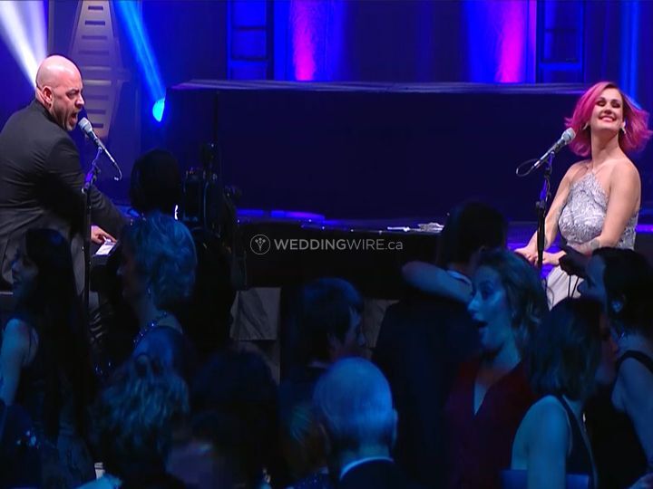 The Dueling Piano Show
