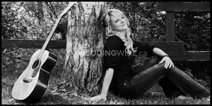Mandy Atkinson - Singer