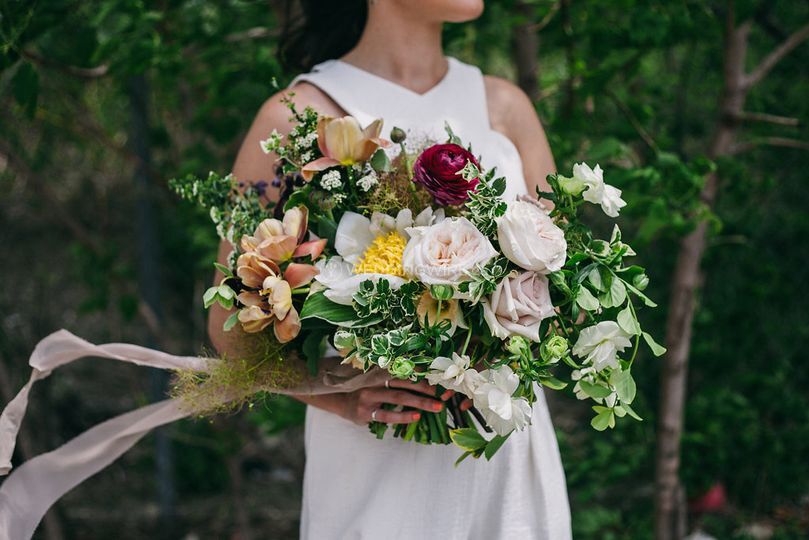 July Peach Floral Studio