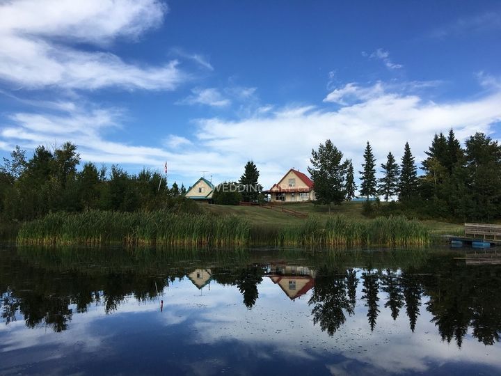 Labyrinth Lake Lodge Ltd