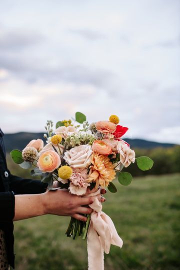 PRAIRIE & PINE FLORAL DESIGN