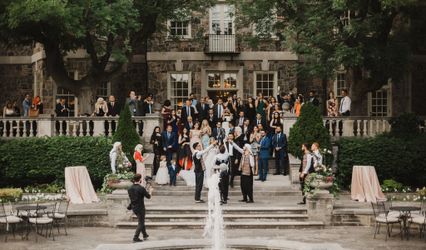 Sooriana Dabke and Zaffe Group