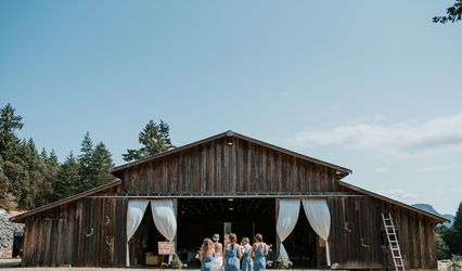 Stone Bridge Island Farm