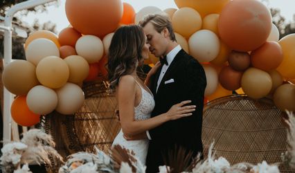 Authentik Weddings