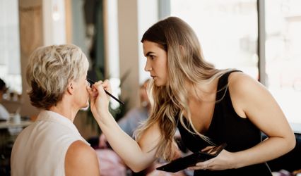 Jacalyn Anema - Professional Makeup Artist