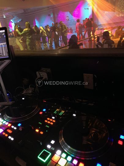 First Class DJ Service