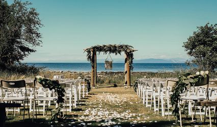 Sea Breeze Lodge
