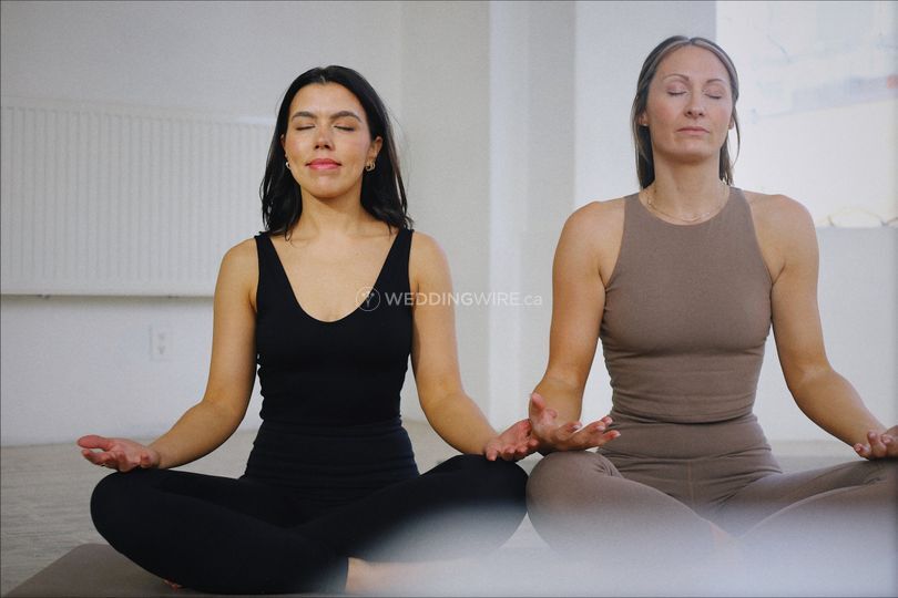 AYULATES Movement & Energy Studio
