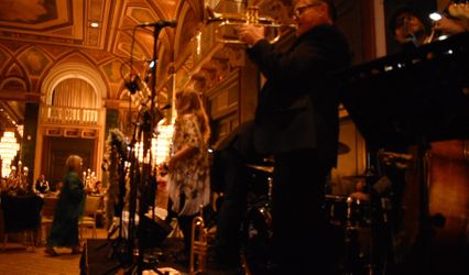 The Kensie Jazz and Dance Band